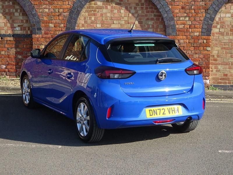 Used Vauxhall Corsa Design Edition 74 HP (54 kW) 2022 Blue Hatchback