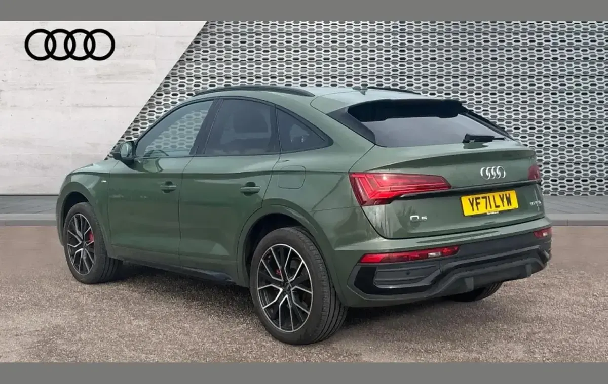 Used Audi Q5 Sportback Comfort 295 HP (216 kW) 2021 Green SUV