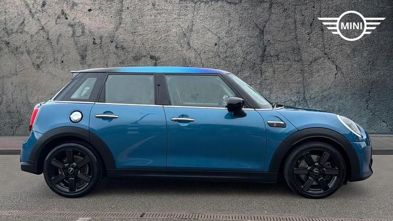 Used Mini Cooper S Classic 176 HP (129 kW) 2021 Blue Hatchback