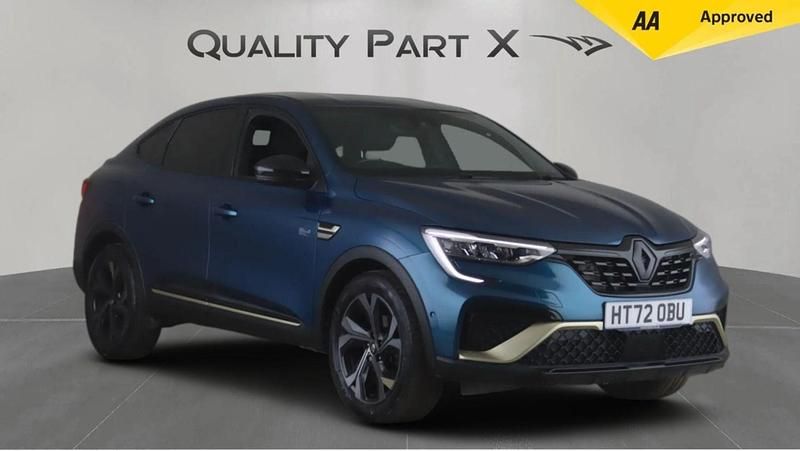 Begagnad Renault Arkana Engineered 2023 Blå SUV