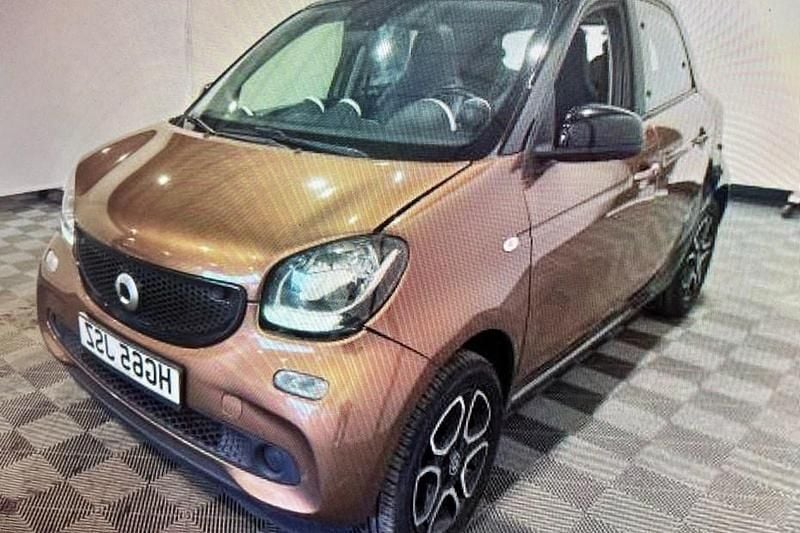 Used Smart ForFour Premium 90 HP (66 kW) 2016 Brown Hatchback