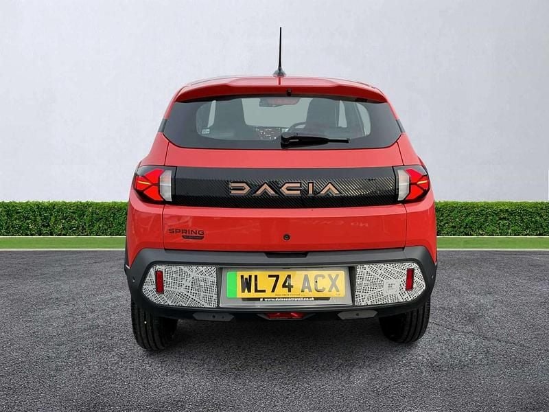 Used Dacia Spring Extreme 47 kW (65 HP) 2024 Red Hatchback