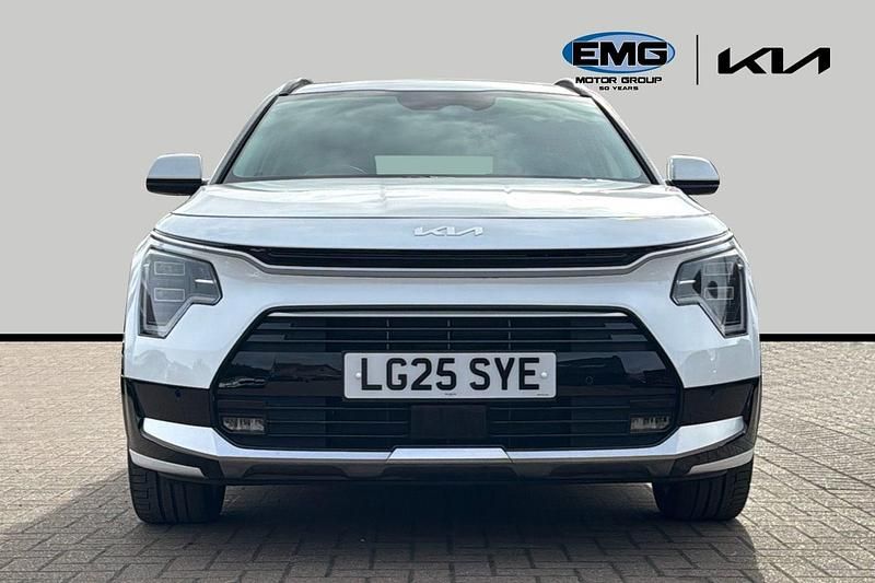 Used Kia Niro 127 HP (93 kW) 2025 White SUV