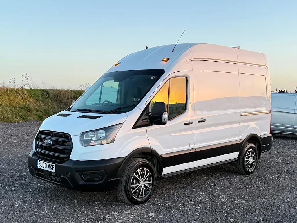 Used Ford Transit S 130 HP (95 kW) 2021 White Van