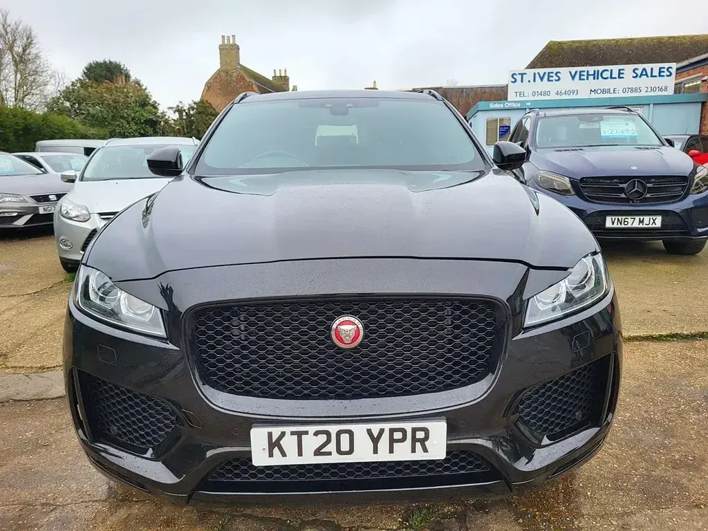 Used Jaguar F-Pace Chequered Flag 180 HP (132 kW) 2020 Black SUV