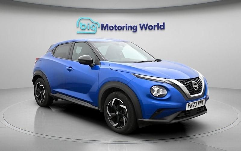 Used Nissan Juke N-Connecta 114 HP (83 kW) 2023 Blue SUV