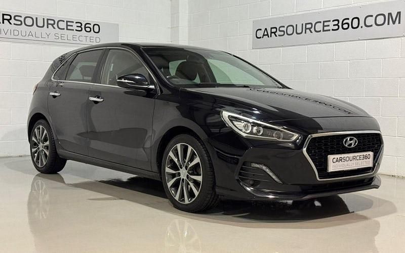 Used Hyundai i30 Premium 140 HP (102 kW) 2020 Hatchback