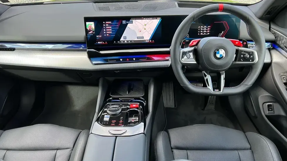 Used BMW M5 Comfort Edition 717 HP (527 kW) 2026 Black Estate