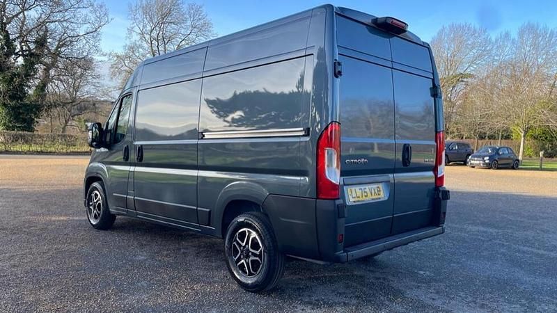 New Citroën Relay 138 HP (101 kW) 2025 Grey Van