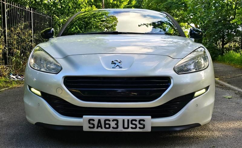 Second-hand Peugeot RCZ 165 CP (121 kW) 2013 Alb Coupe