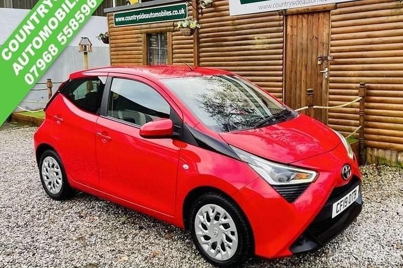 Red Used 2019 Toyota Aygo X-play Hatchback | £5,695 (Fair price) - Image 1/1