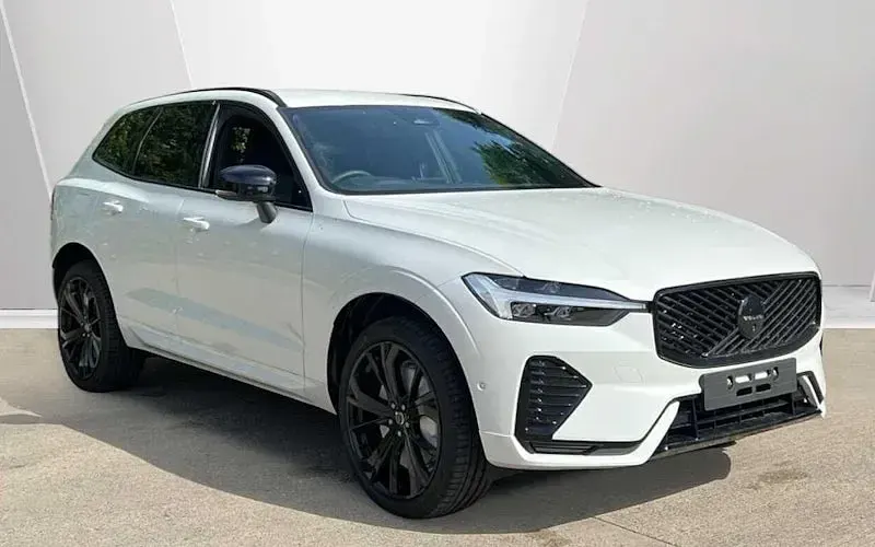 Used Volvo XC60 Plus 250 HP (183 kW) 2027 SUV