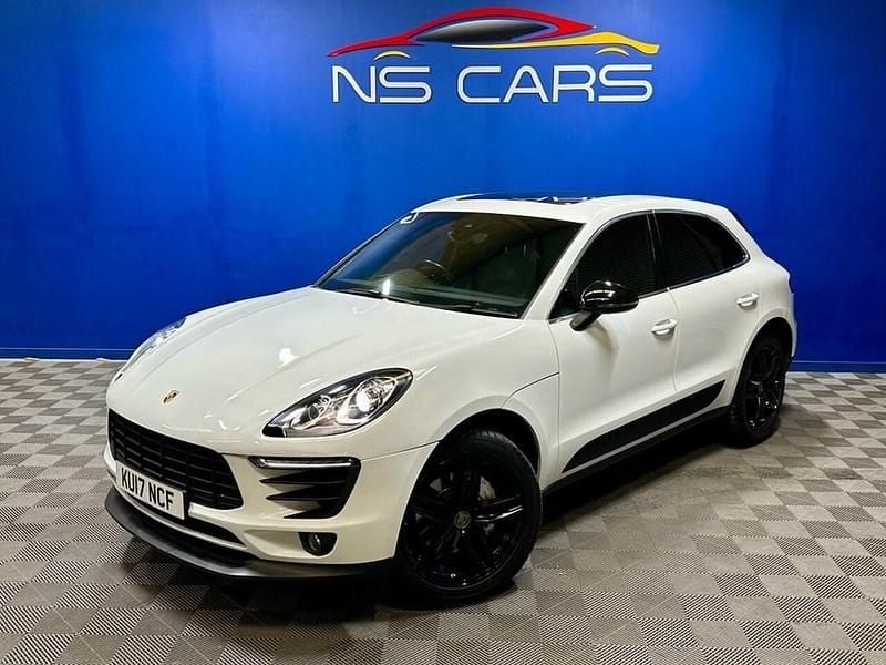 White Used 2017 Porsche Macan SUV | £20,499 (Good price) - Image 1/4