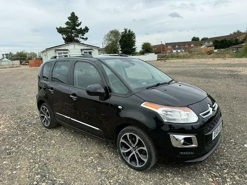 Usado Citroën C3 Picasso Platinum 110 HP (80 kW) 2016 Preto Monovolume