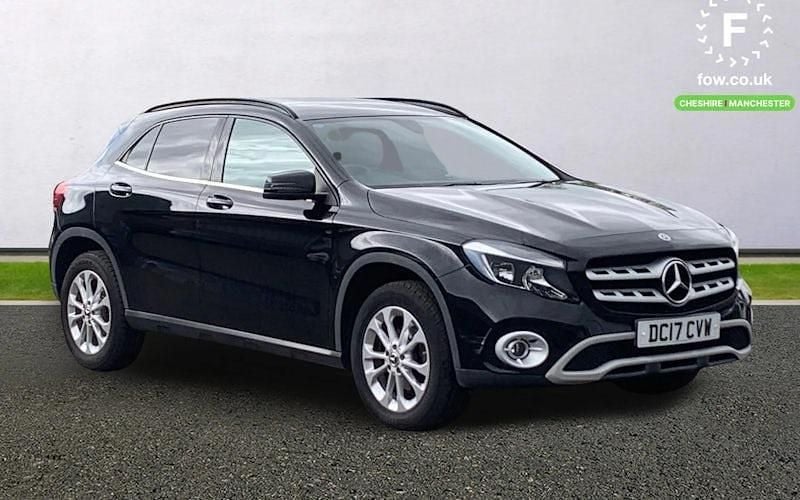 Usado Mercedes GLA200 SE 136 HP (100 kW) 2017 SUV