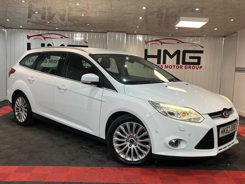 White Used 2013 Ford Focus Titanium X Estate | £2,495 (Fair price) - Image 1/4