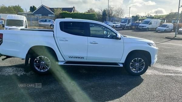 Used Mitsubishi L200 Warrior 150 HP (110 kW) 2021 White Pickup