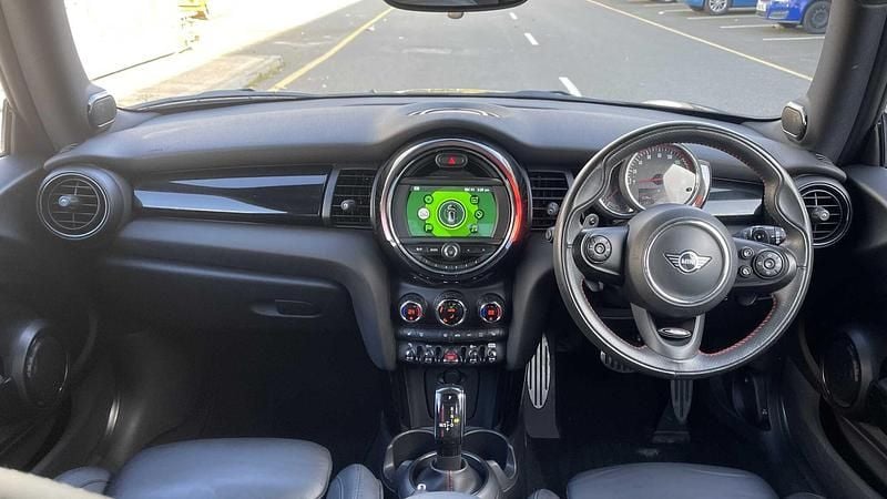 Używany Mini John Cooper Works Sport 231 KM (169 kW) 2019 Czarny Hatchback
