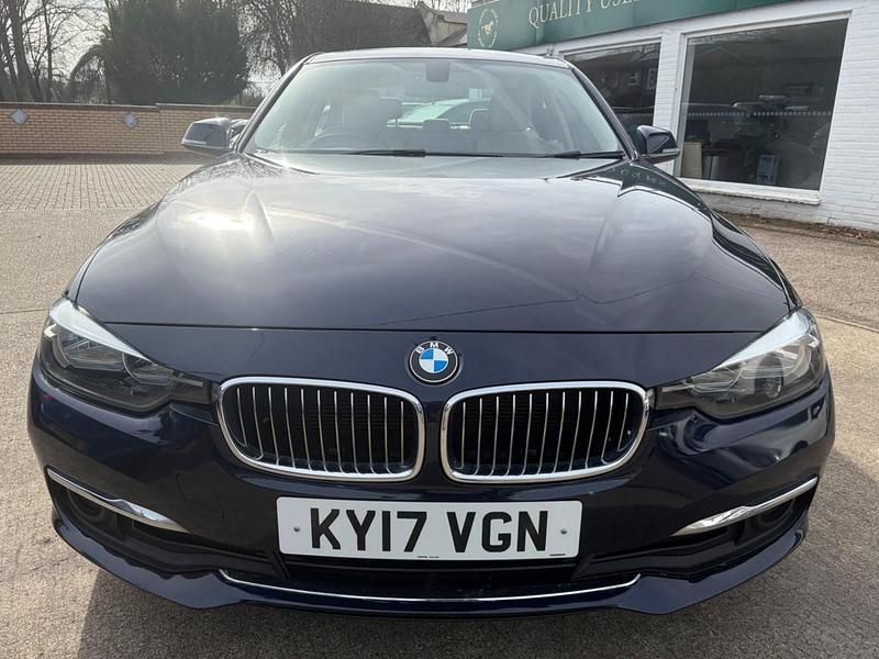 Used BMW 318 Luxury Line 2017 Blue Sedan