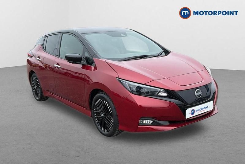 Used Nissan Leaf Tekna 110 kW (150 HP) 2023 Red Hatchback