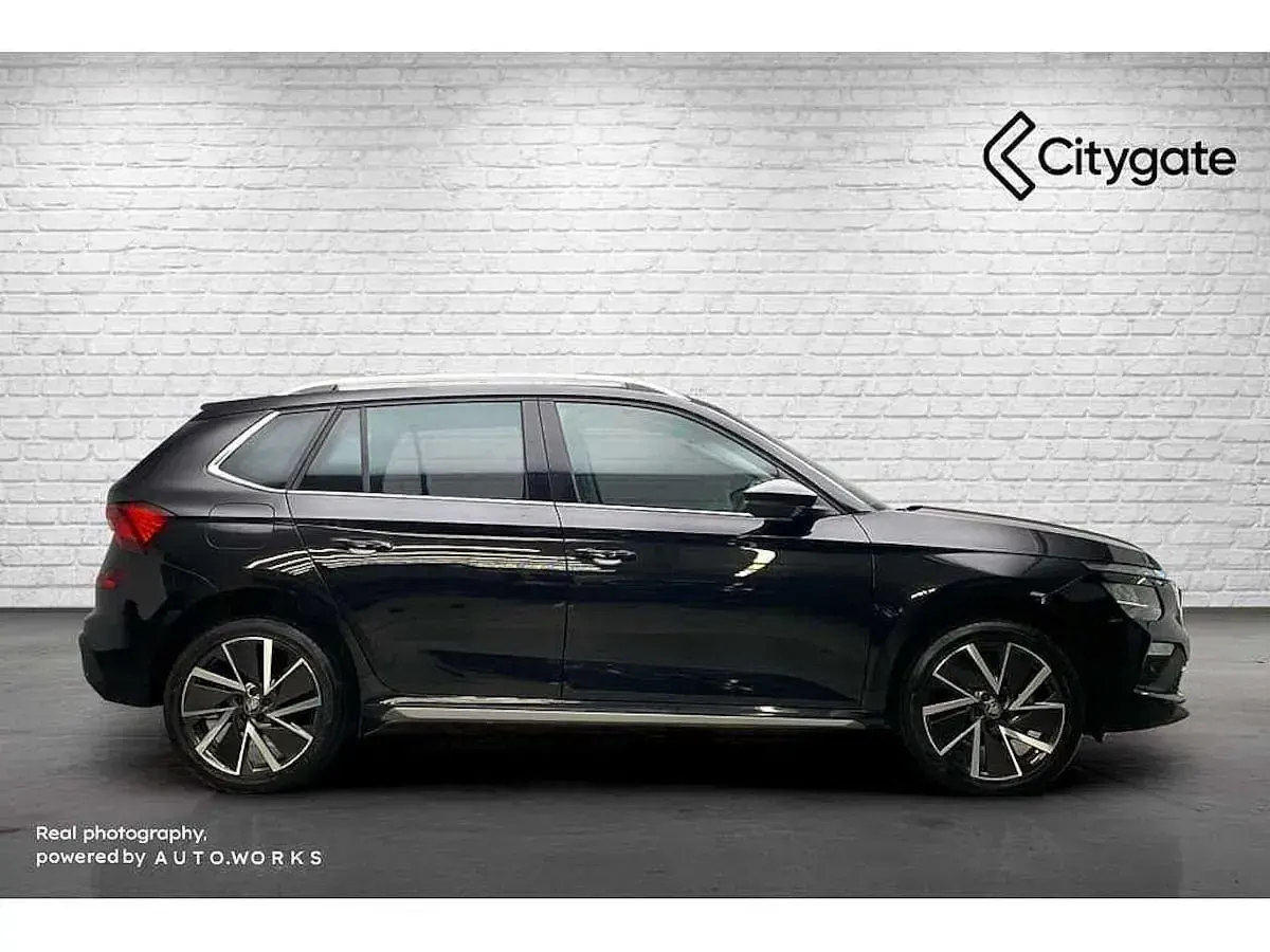 Used Skoda Kamiq SE L 85 HP (62 kW) 2025 Black magic pearl effect SUV