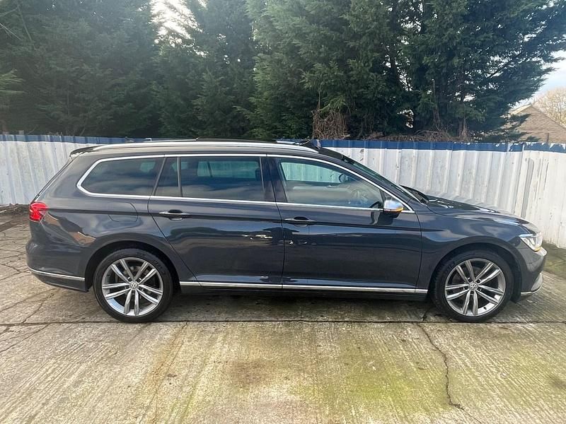 Used VW Passat GT 150 HP (110 kW) 2018 Grey Estate