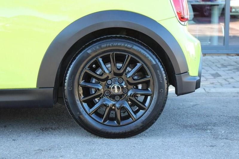 Used Mini Cooper Cabriolet Classic 136 HP (100 kW) 2023 Yellow Cabriolet