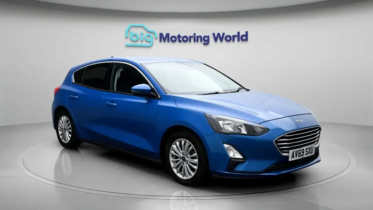 Begagnad Ford Focus Titanium 125 HK (91 kW) 2019 Halvkombi