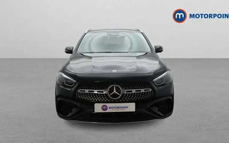 Usado Mercedes GLA200 AMG Line Premium Plus 150 HP (110 kW) 2026 SUV