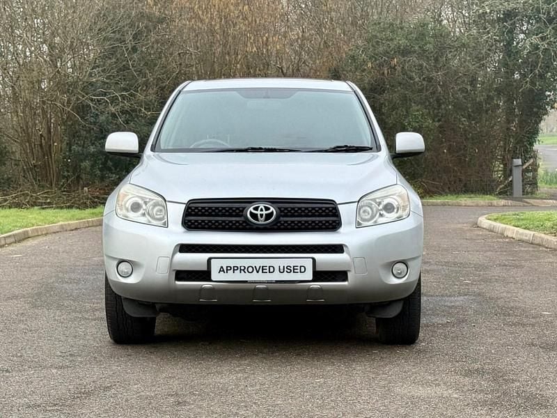 Used Toyota RAV4 2007 Silver SUV