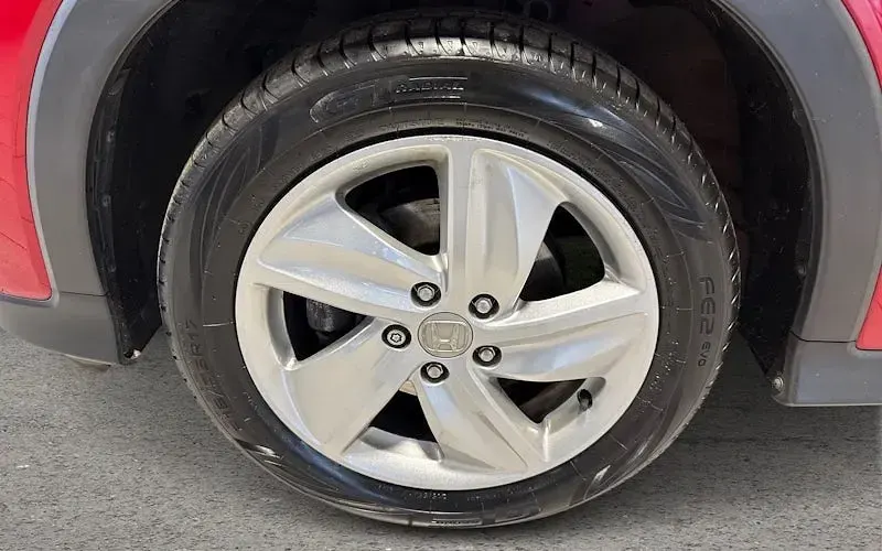 Second-hand Honda HR-V Hybrid 131 CP (96 kW) 2021 SUV