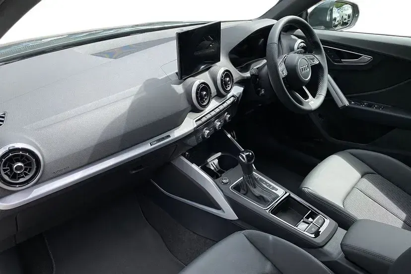 New Audi Q2 S-Line 150 HP (110 kW) 2026 Daytona grey SUV