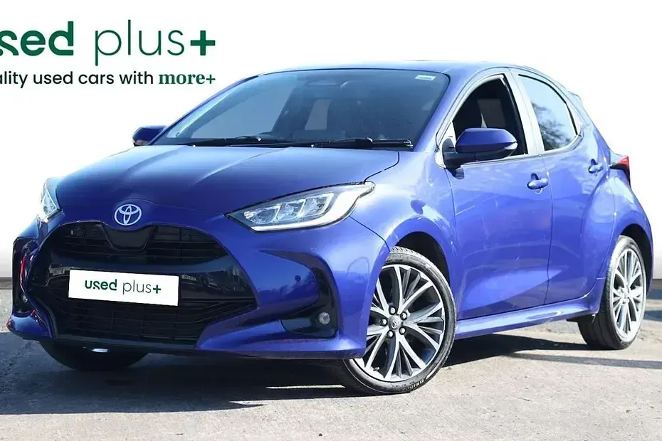 Used Toyota Yaris 116 HP (85 kW) 2024 Blue Hatchback