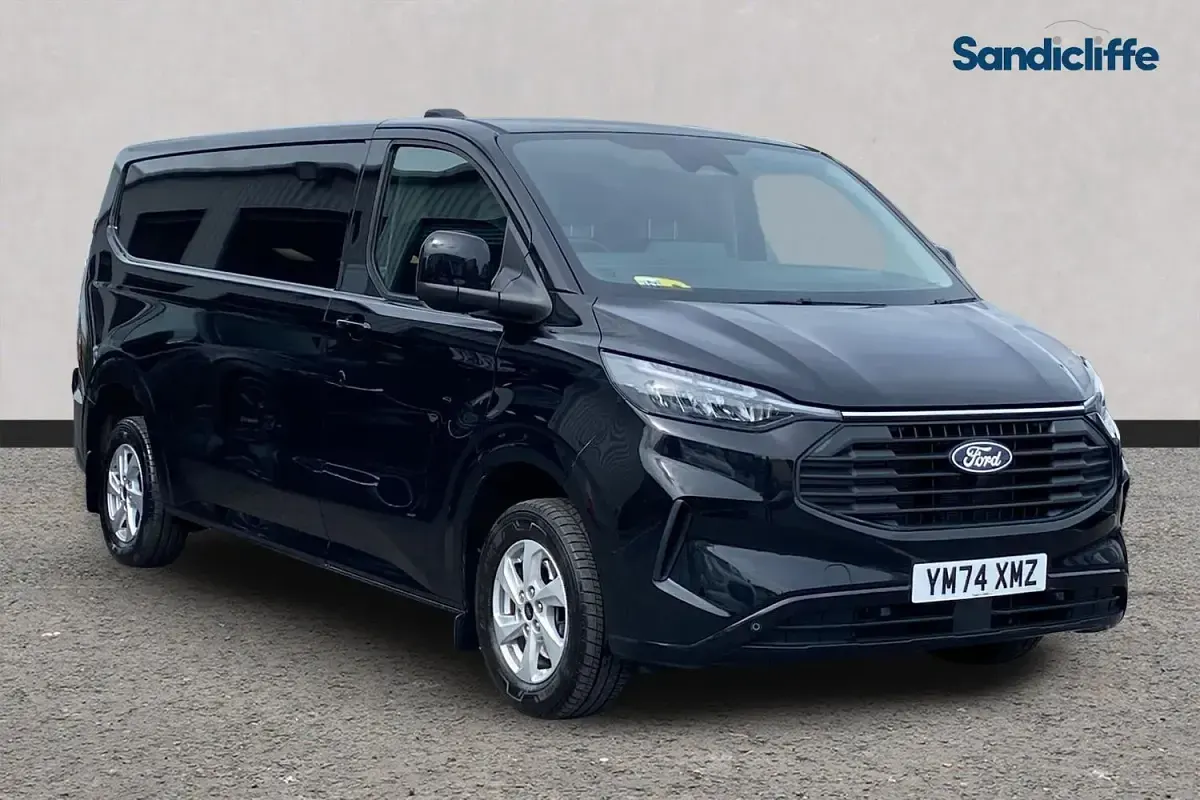 Używany Ford Transit Custom Limited 136 KM (100 kW) 2024 Van