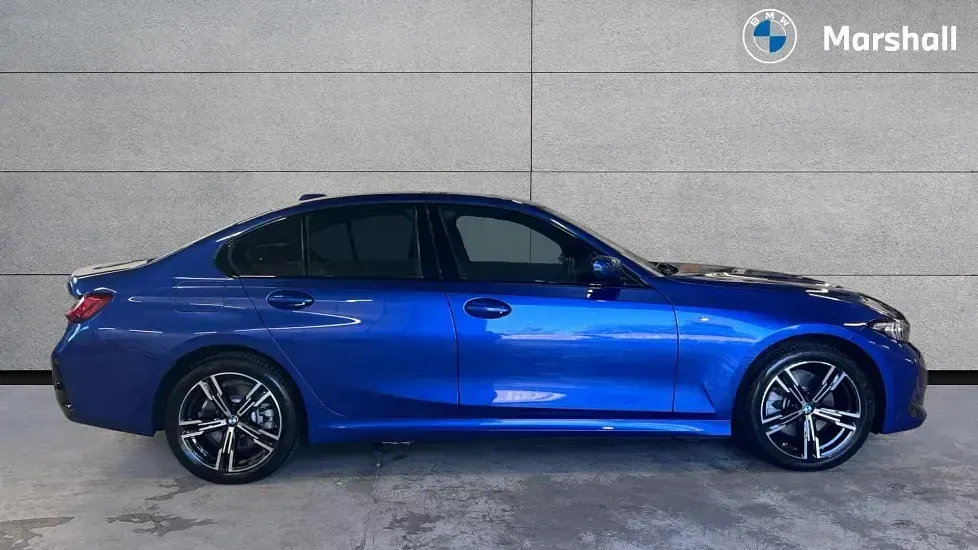 Used BMW 330e M Sport 292 HP (214 kW) 2025 Portimao blue
