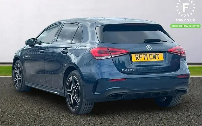 Used Mercedes A250 Executive 218 HP (160 kW) 2022 Blue Hatchback