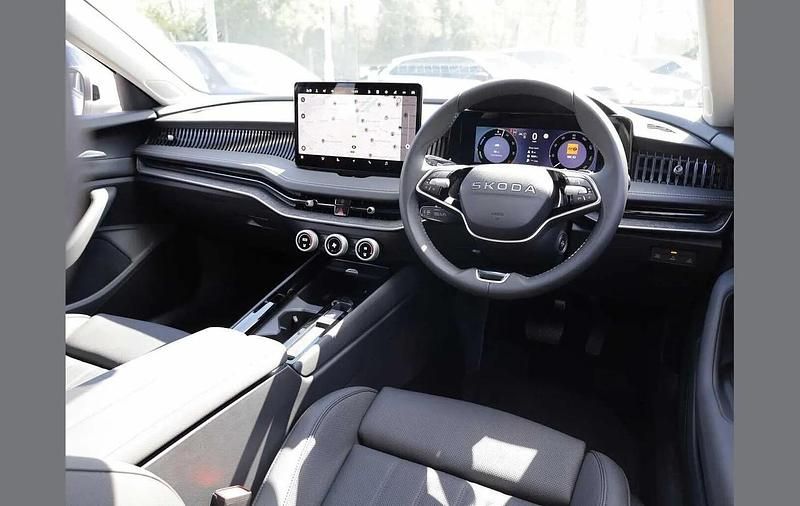 Ny Skoda Superb SE L 200 HK (147 kW) 2026 Vit Kombi