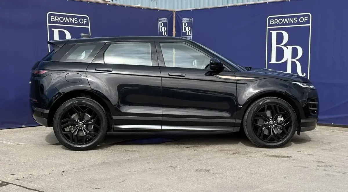 Used Land Rover Range Rover evoque SE Dynamic 204 HP (150 kW) 2022 Black SUV