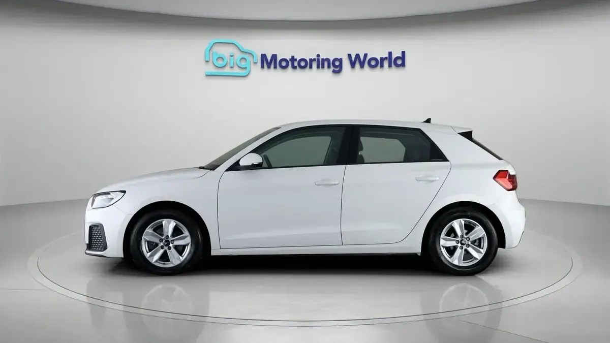 Used Audi A1 Sportback 2022 White Hatchback