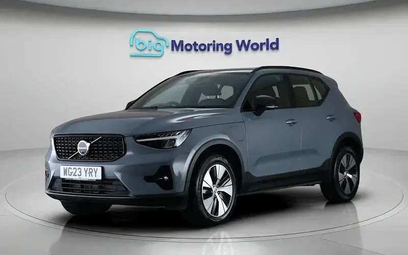 Used Volvo XC40 Plus 211 HP (155 kW) 2023 Grey SUV