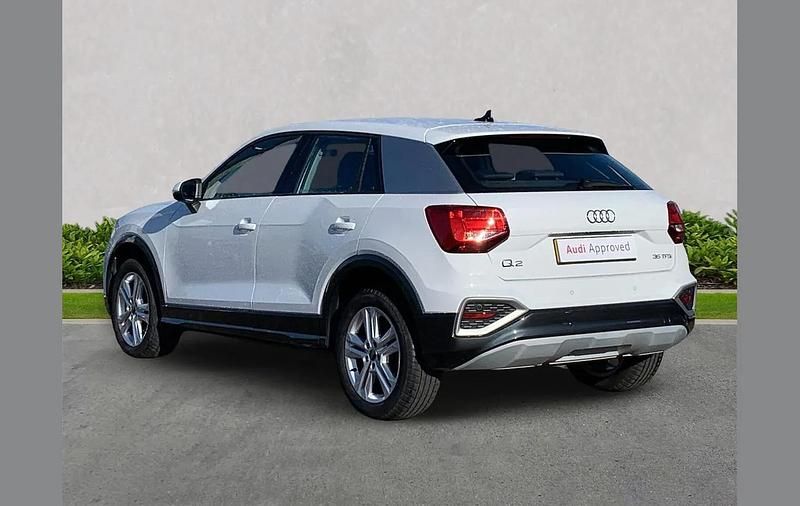 Używany Audi Q2 Sport 150 KM (110 kW) 2024 Biały SUV