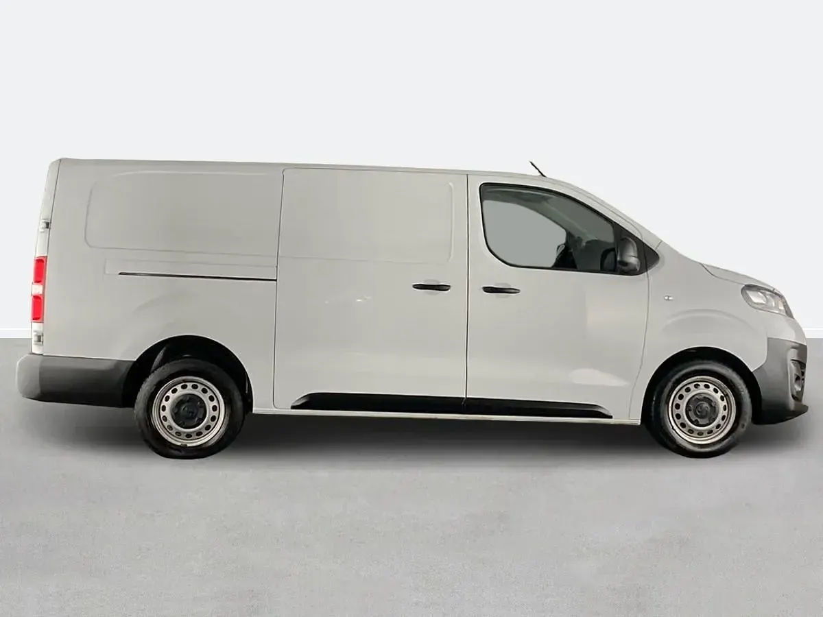 Gebraucht Vauxhall Vivaro 100 PS (73 kW) 2023 Weiß Van / Kleinbus
