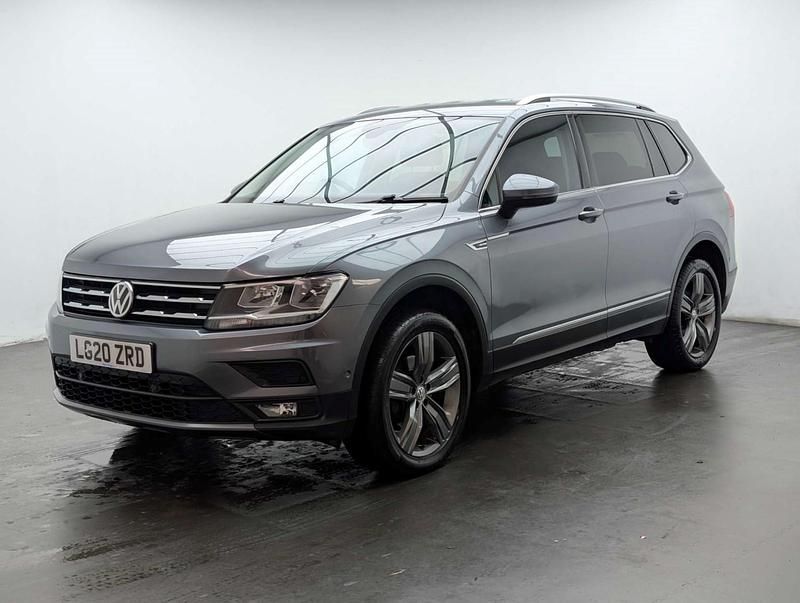 Usado VW Tiguan Allspace Match 150 HP (110 kW) 2020 Cinzento SUV