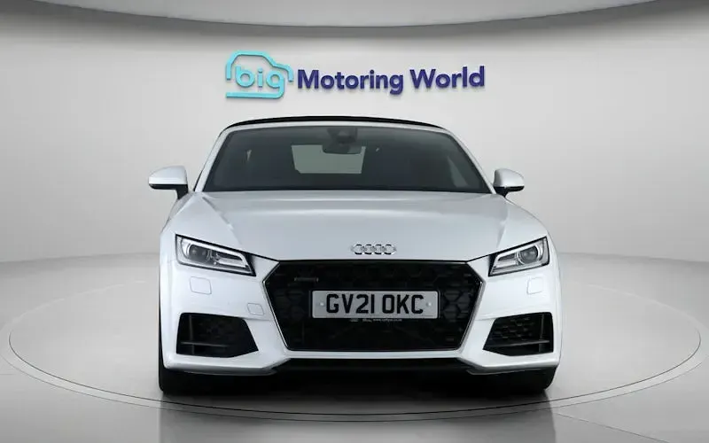Used Audi TT Roadster Sport 245 HP (180 kW) 2021 White Cabriolet