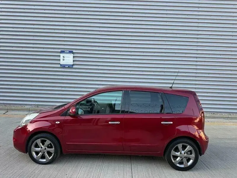 Used Nissan Note N-TEC 110 HP (80 kW) 2010 Red Hatchback
