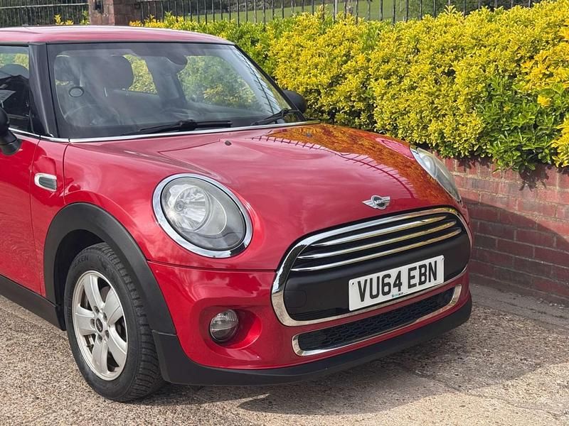 Used Mini One D Hatch 95 HP (69 kW) 2014 Red Hatchback