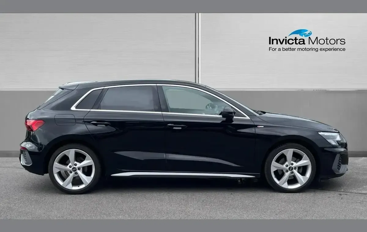 Usado Audi A3 S-Line 110 CV (80 kW) 2023 Negro Berlina