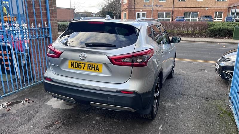 Used Nissan Qashqai Tekna 2018 Silver SUV
