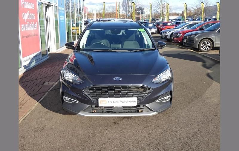 Used Ford Focus Active 123 HP (90 kW) 2021 Blue Estate