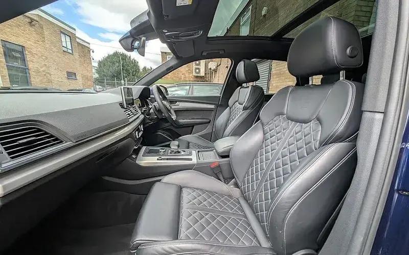 Used Audi Q5 S-Line 245 HP (180 kW) 2019 Blue SUV